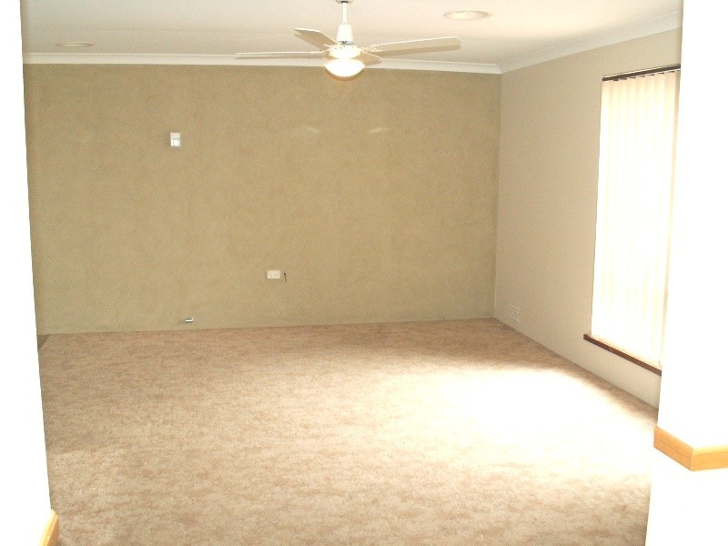 42 Noreena Ave, Golden Bay WA 6174