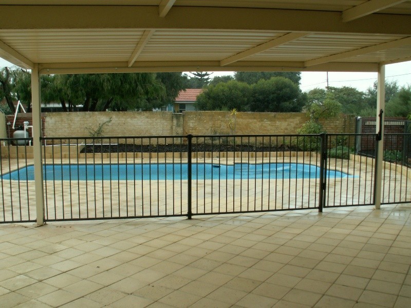 31 Cavender St, Singleton WA 6175