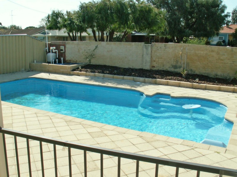 31 Cavender St, Singleton WA 6175