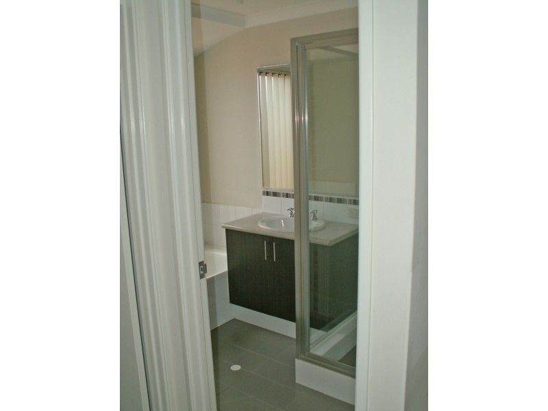 2 D’Arcole Turn, Secret Harbour WA 6173