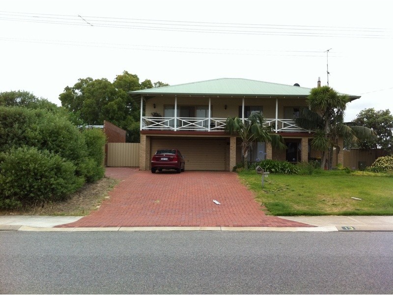 13 Bight Reefs Rd, Singleton WA 6175