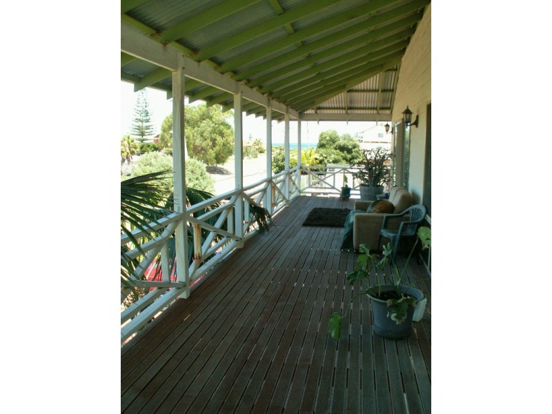 13 Bight Reefs Rd, Singleton WA 6175