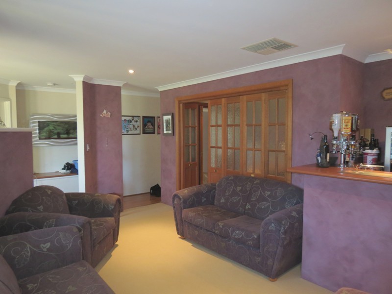 1 Sete Green, Secret Harbour WA 6173