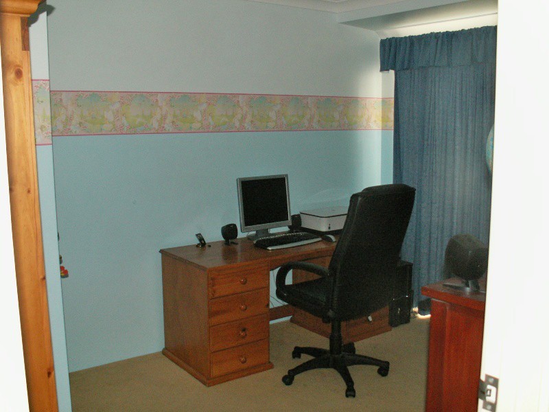 10 Dunns Way, Port Kennedy WA 6172