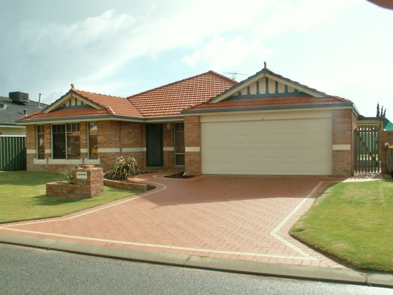 10 Dunns Way, Port Kennedy WA 6172