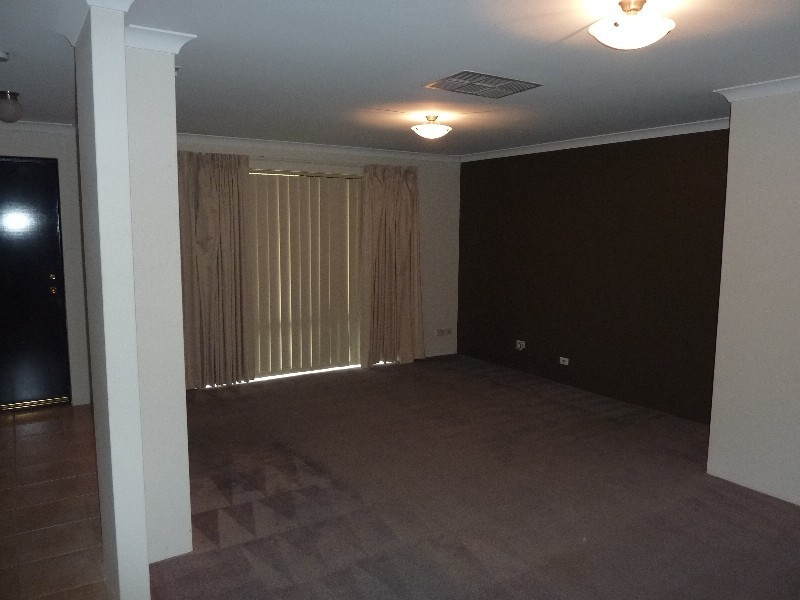 47 Edgbaston Crescent, Port Kennedy WA 6172