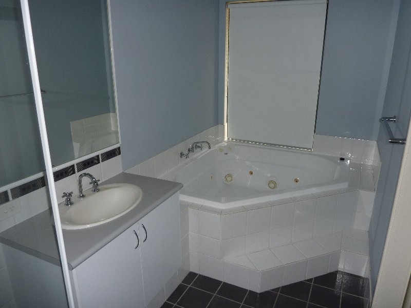 47 Edgbaston Crescent, Port Kennedy WA 6172