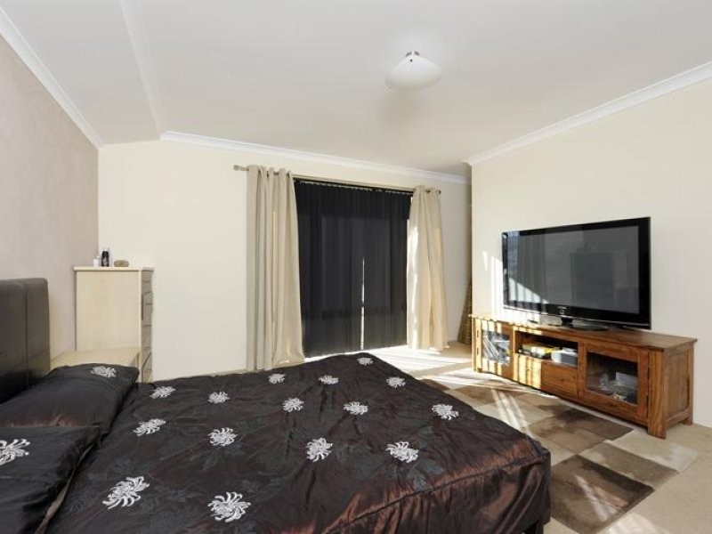 5 Champagny Way, Secret Harbour WA 6173