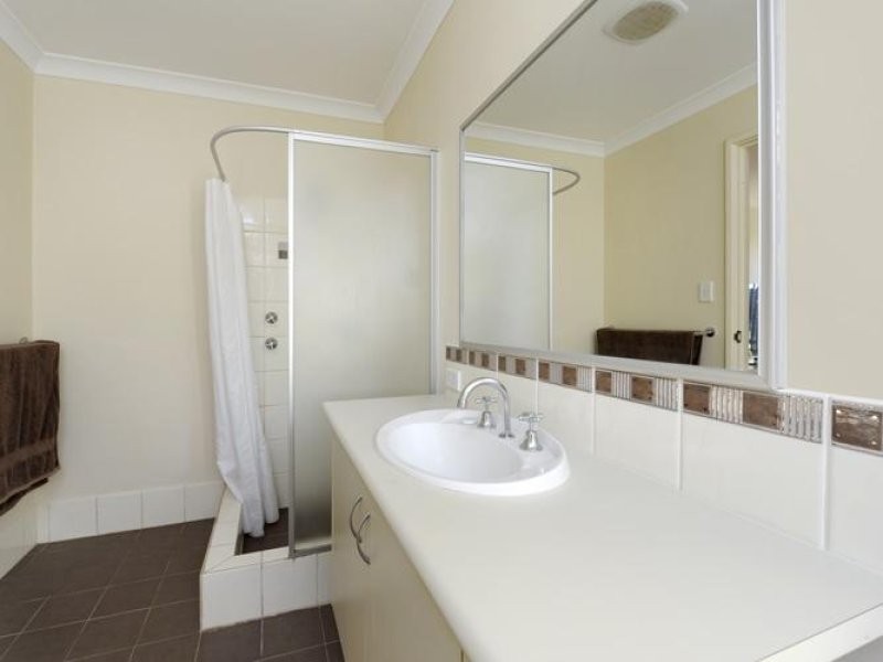 5 Champagny Way, Secret Harbour WA 6173