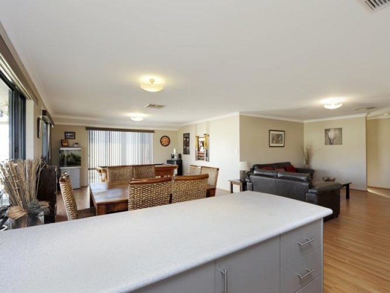 5 Champagny Way, Secret Harbour WA 6173