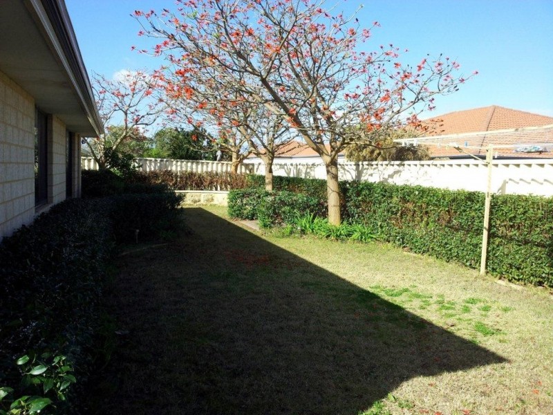 20 Miltona Drive, Secret Harbour WA 6173
