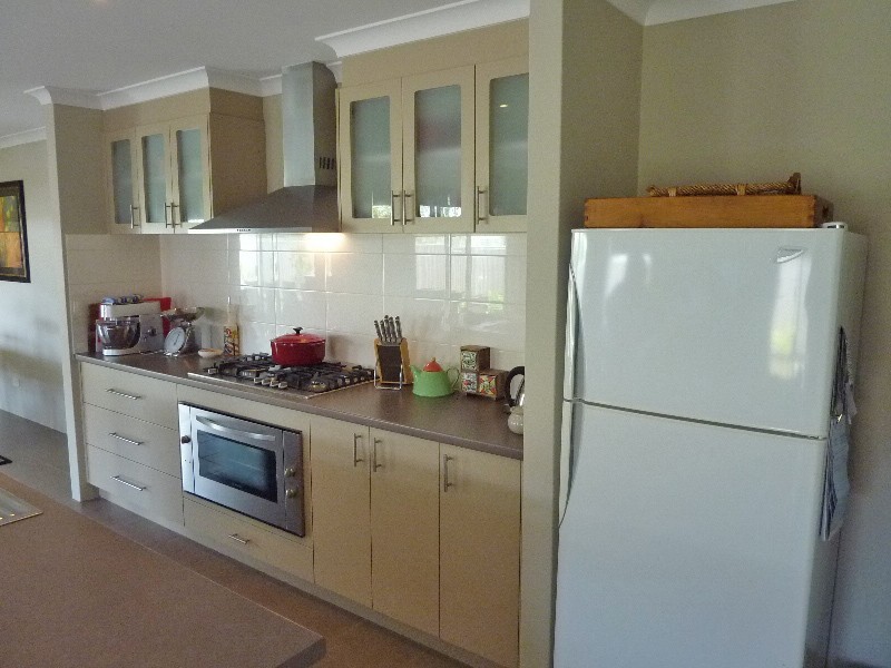 31 Coffs Bend, Secret Harbour WA 6173