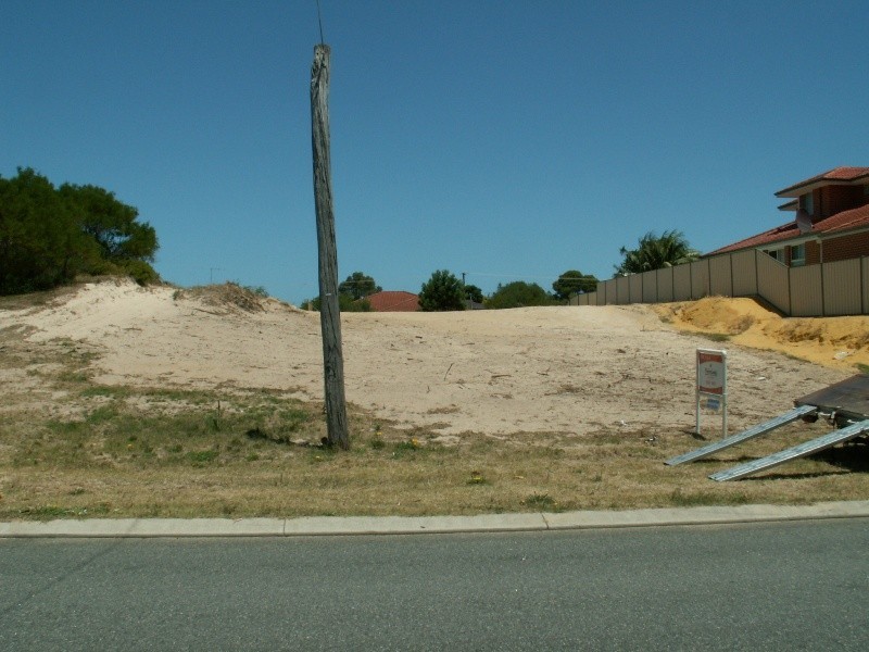 37 Yanrey Street, Golden Bay WA 6174