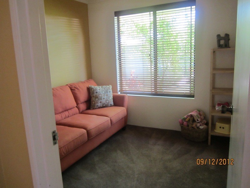 8 Clipper Drive, Port Kennedy WA 6172