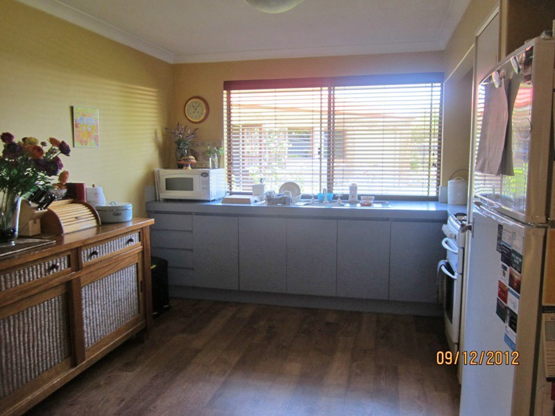 8 Clipper Drive, Port Kennedy WA 6172