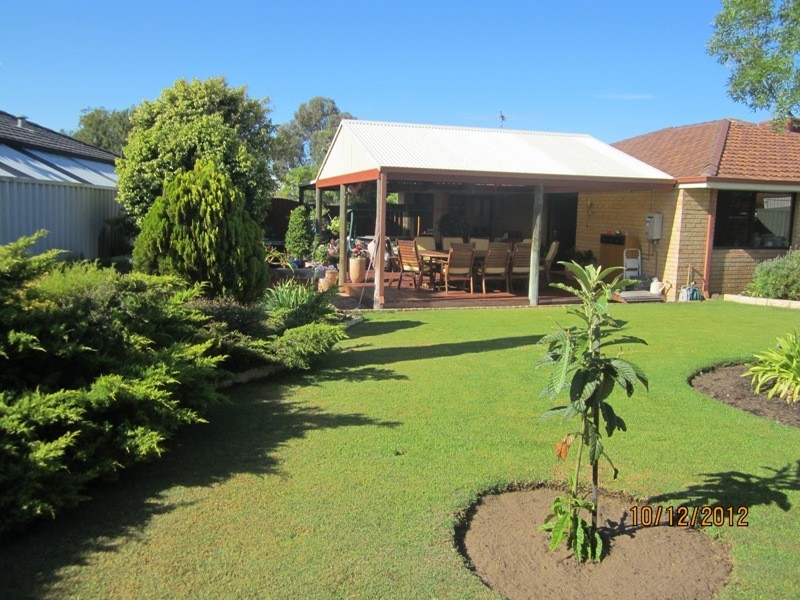 8 Clipper Drive, Port Kennedy WA 6172
