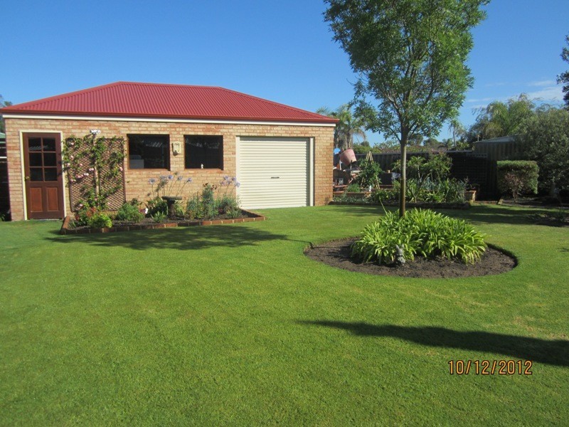 8 Clipper Drive, Port Kennedy WA 6172