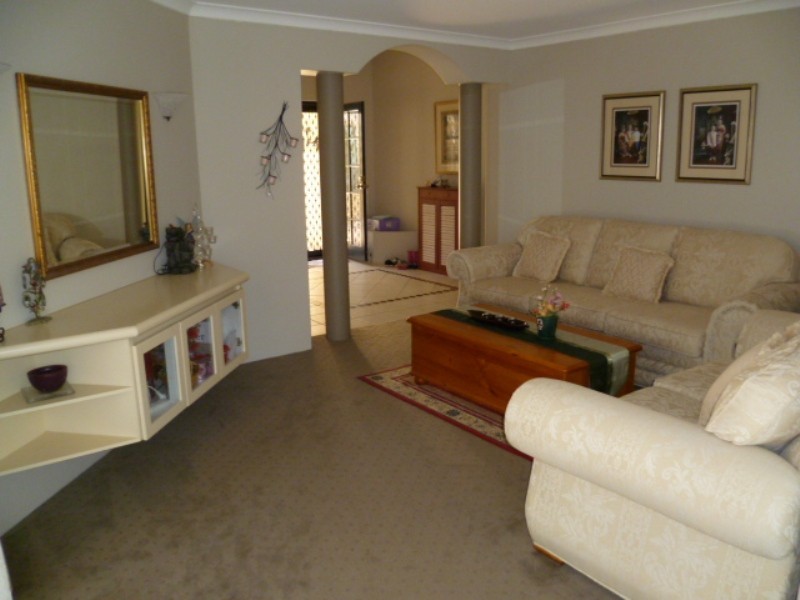 5 Wacona Way, Secret Harbour WA 6173