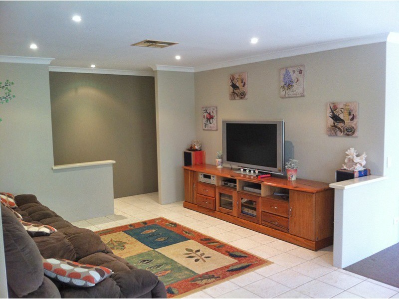 5 Wacona Way, Secret Harbour WA 6173