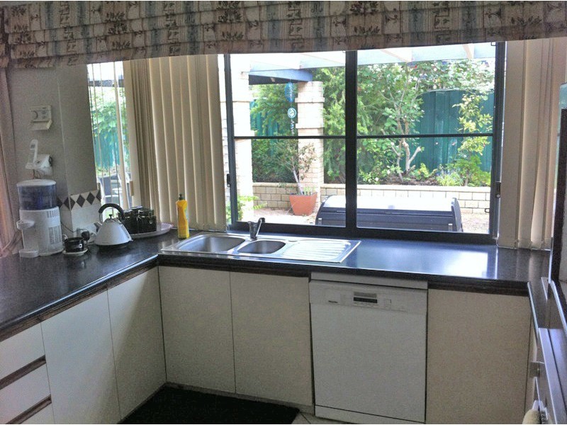 5 Wacona Way, Secret Harbour WA 6173