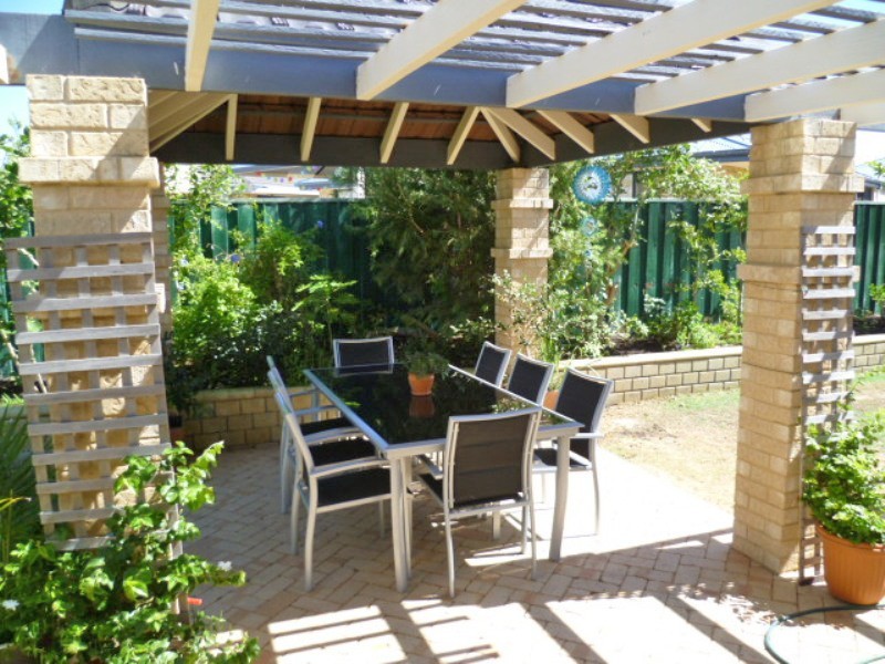 5 Wacona Way, Secret Harbour WA 6173