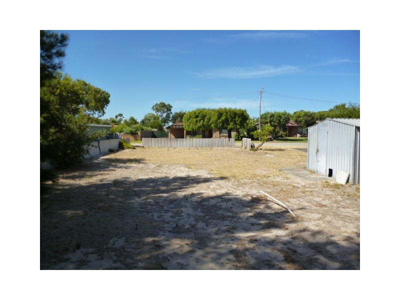 4 Dutton Way, Singleton WA 6175