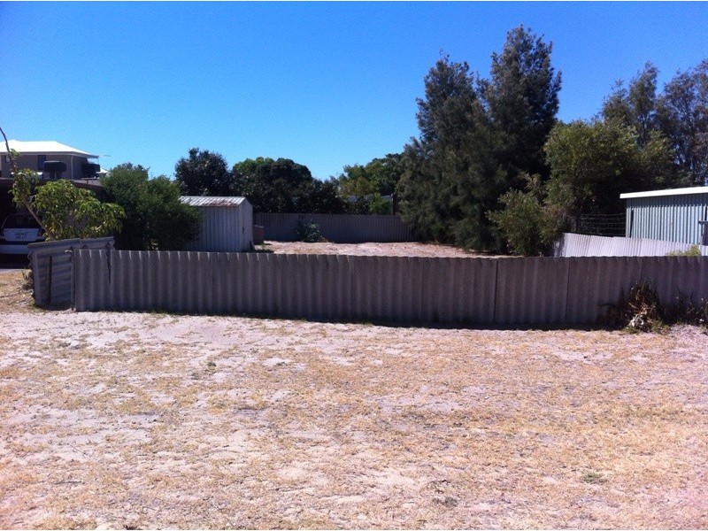 4 Dutton Way, Singleton WA 6175