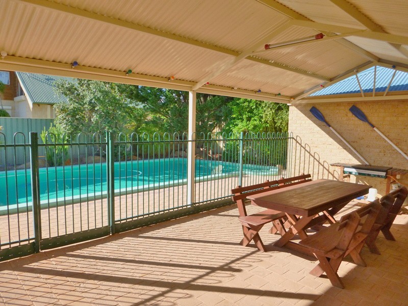 17 Penson Street, Singleton WA 6175