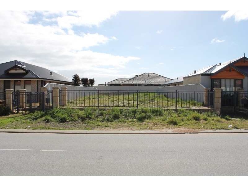 7 Elwell Street, Secret Harbour WA 6173