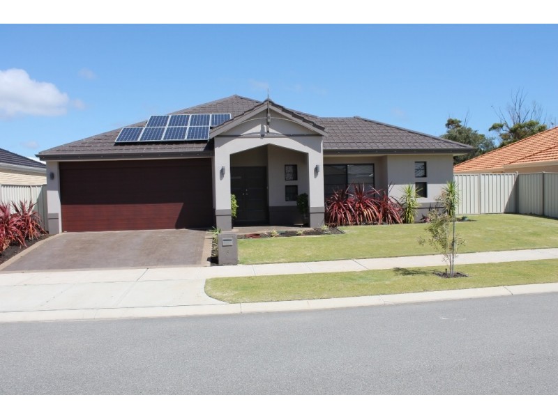 3 Savona Brace, Secret Harbour WA 6173