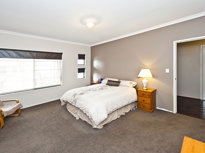 3 Savona Brace, Secret Harbour WA 6173