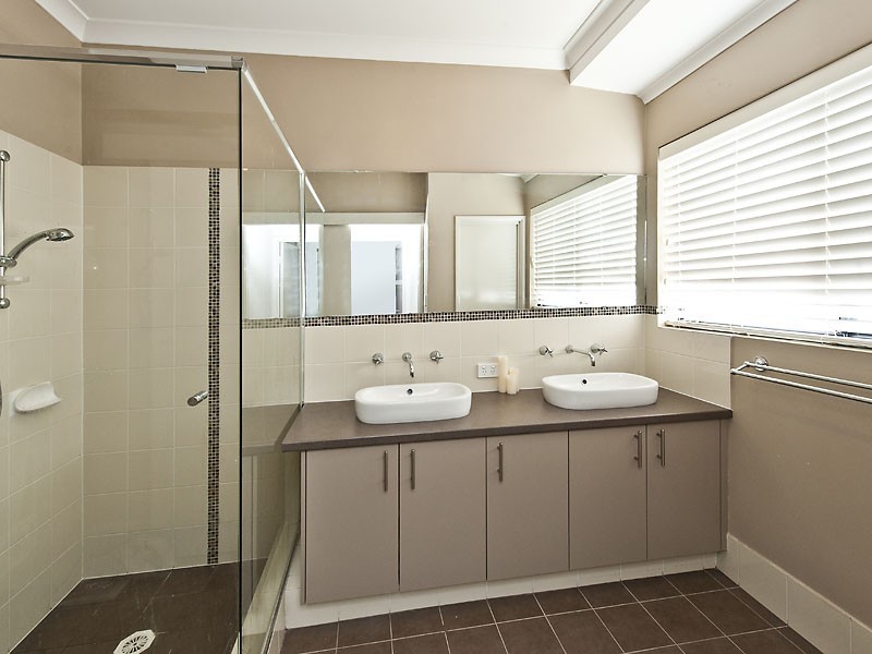 3 Savona Brace, Secret Harbour WA 6173