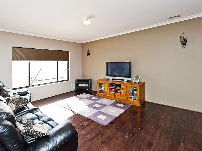 3 Savona Brace, Secret Harbour WA 6173