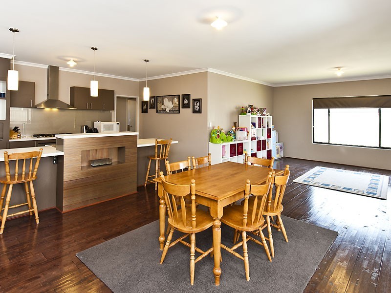 3 Savona Brace, Secret Harbour WA 6173