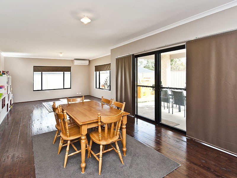 3 Savona Brace, Secret Harbour WA 6173