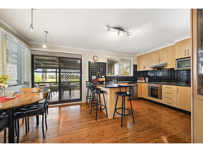 58 Gal Crescent, Moorebank NSW 2170