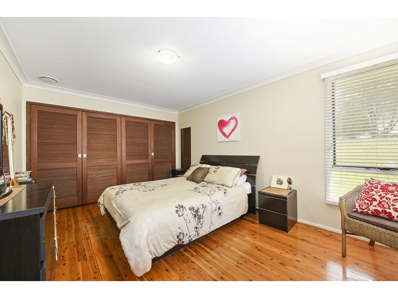 58 Gal Crescent, Moorebank NSW 2170