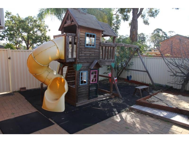 7 DIGBY PLACE, Chipping Norton NSW 2170