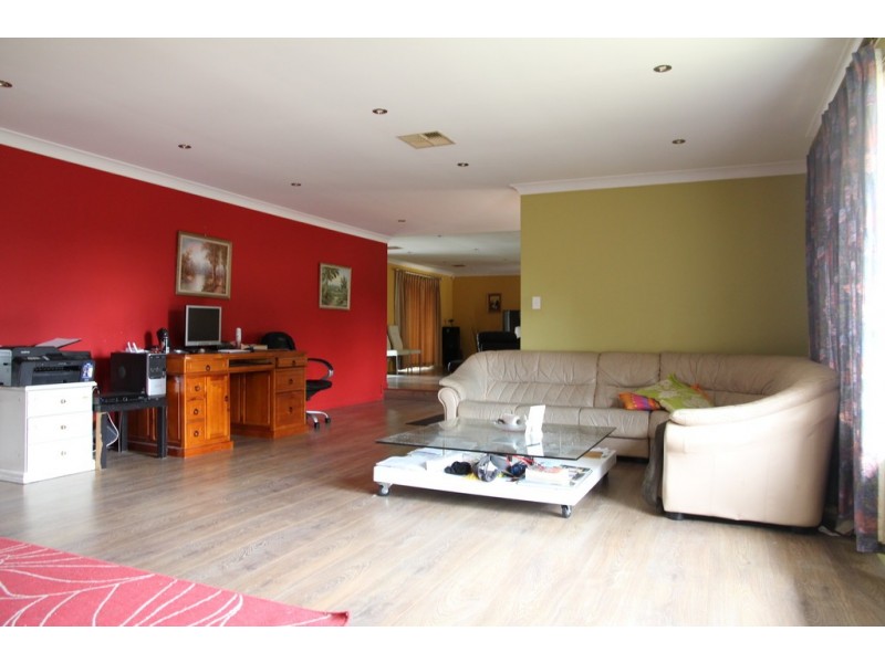 Chipping Norton NSW 2170