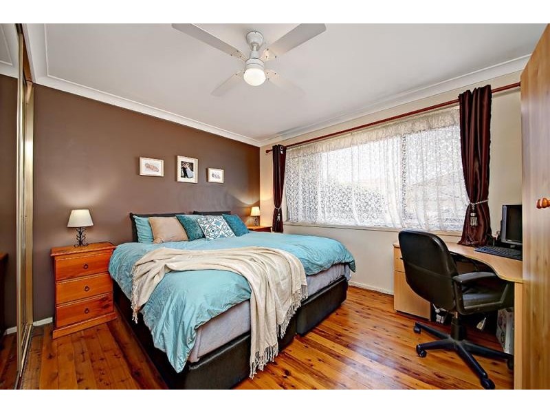 21 Wilkes avenue, Moorebank NSW 2170