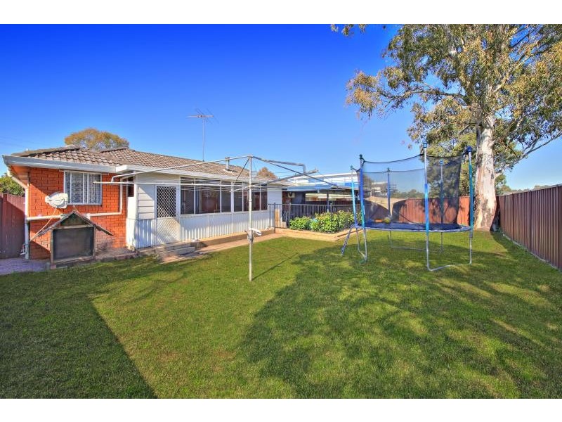 21 Wilkes avenue, Moorebank NSW 2170