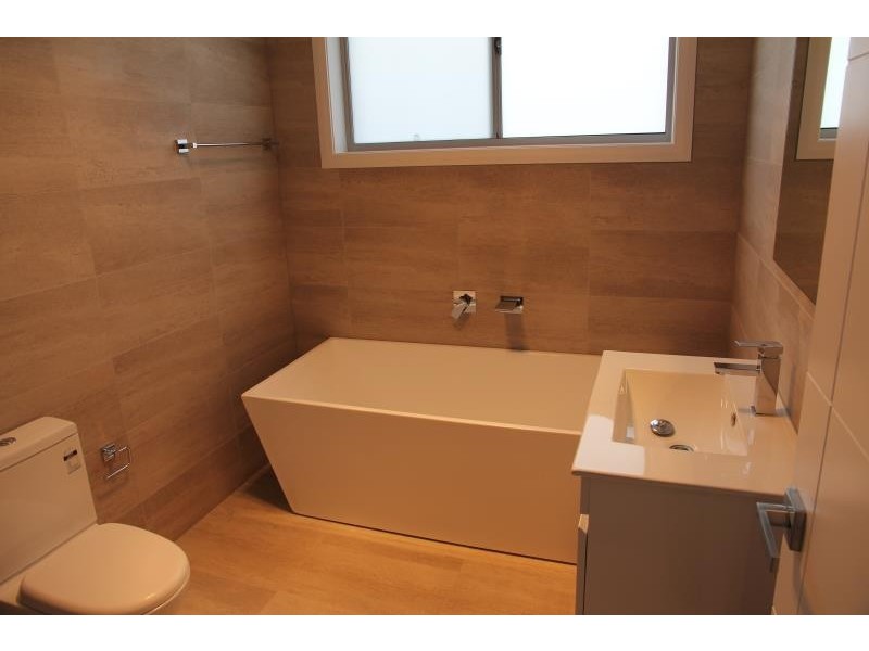 Wattle Grove NSW 2173