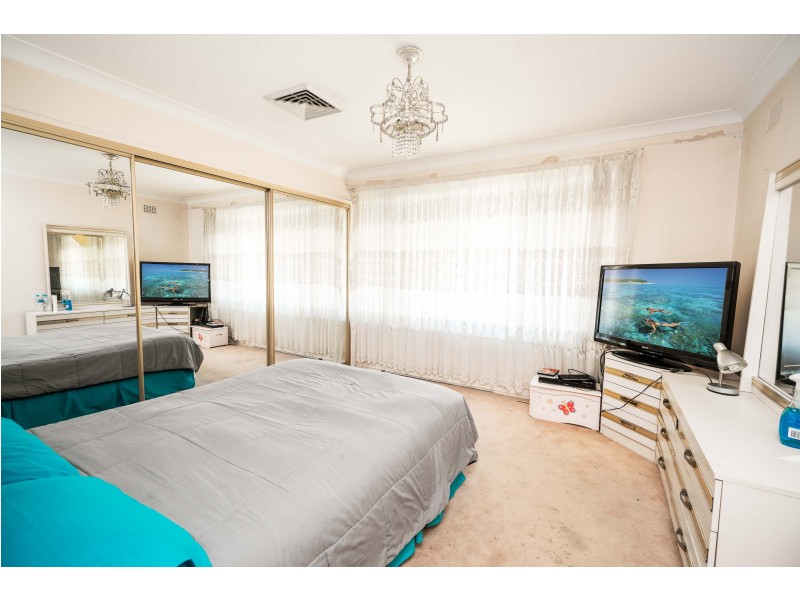 24 Thompson Avenue, Moorebank NSW 2170