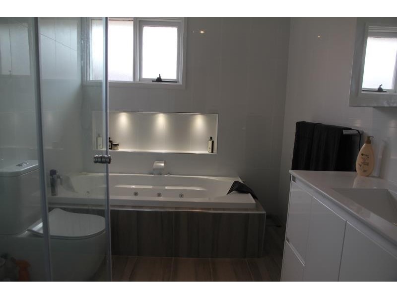 42 CRAIG AVENUE, Moorebank NSW 2170