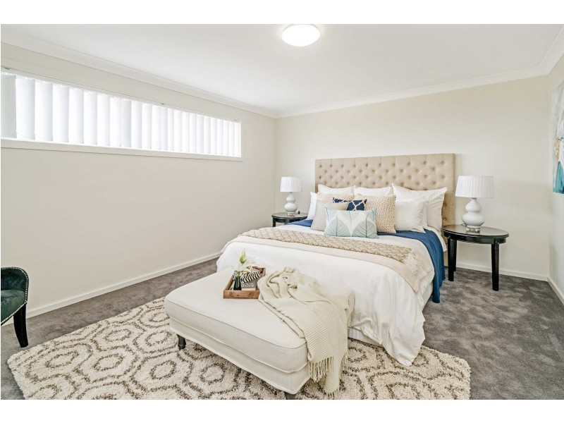 3 Greenview Drive, Moorebank NSW 2170