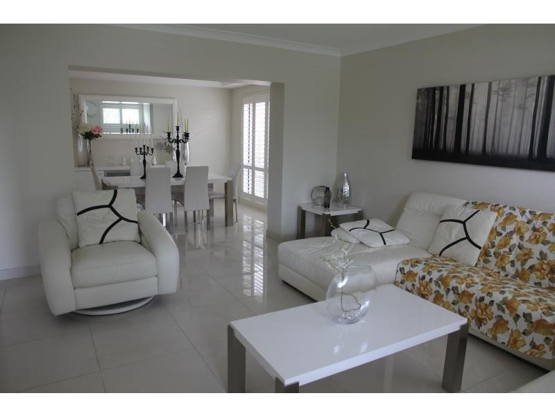 71 MADDECKS AVENUE, Moorebank NSW 2170