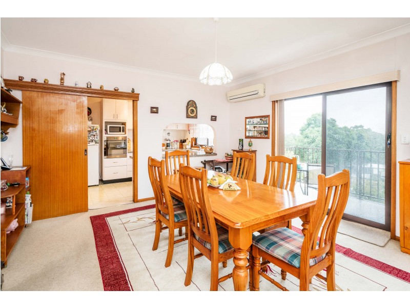 32 Phoenix Crescent, Casula NSW 2170