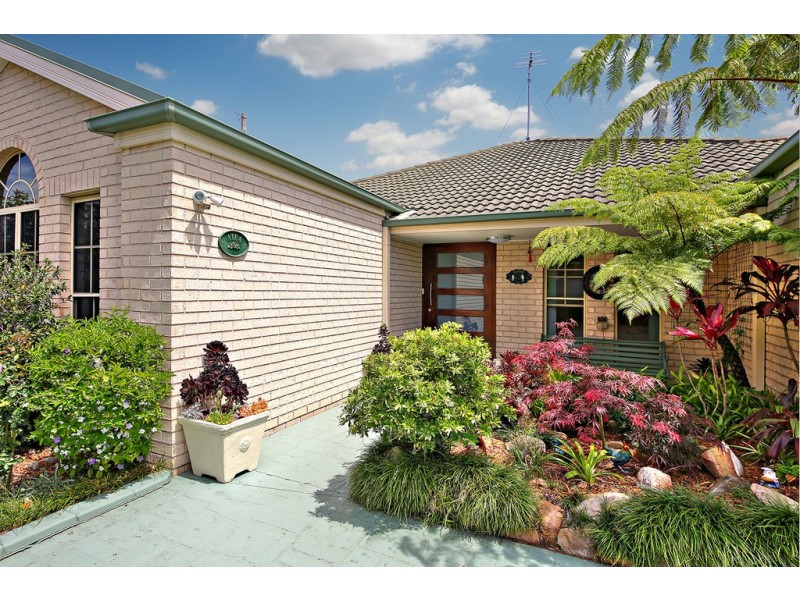 8 Correa Court, Voyager Point NSW 2172