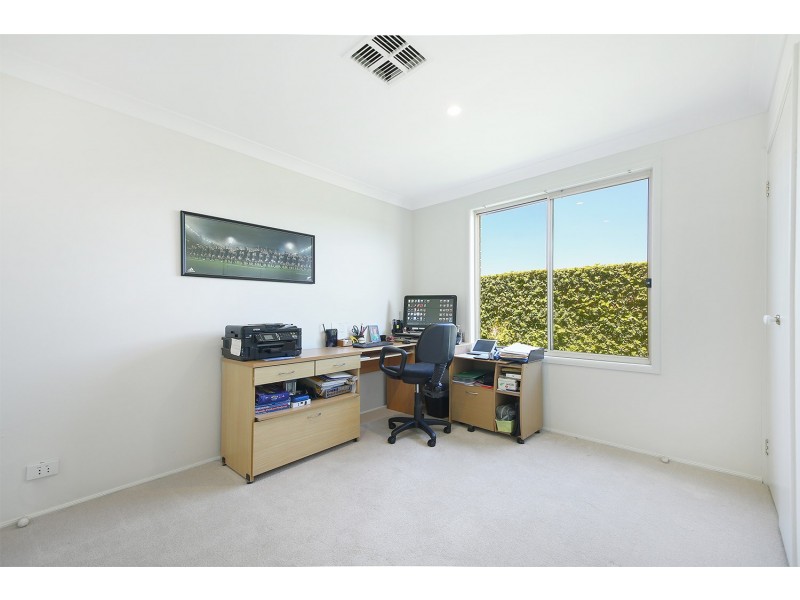 8 Correa Court, Voyager Point NSW 2172