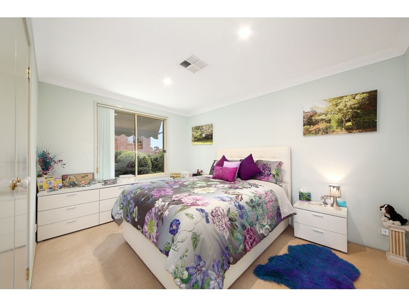 8 Correa Court, Voyager Point NSW 2172